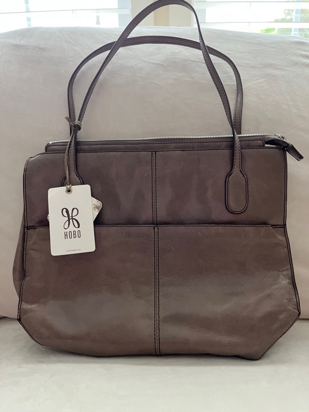 HOBO - Leather Shoulder Bag - Color: Ash